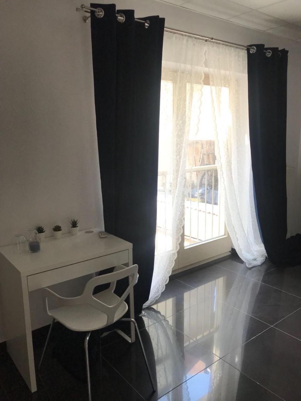 Cosy Apartments คราคูฟ ภายนอก รูปภาพ